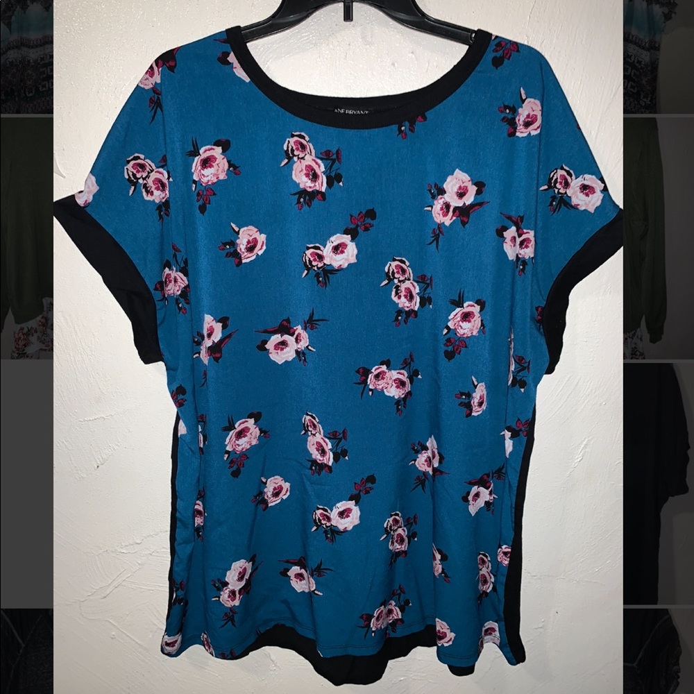 SUPER COMFY dressy blouse!